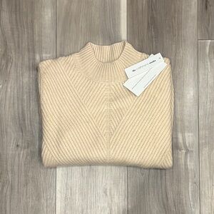 NEW with tag - 100% cashmere Mock neck sweater